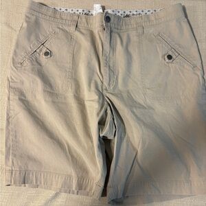 2 Pair Women’s Shorts Tan & Denim Size 18